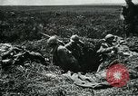 Standbild verwurzelte französische Soldaten an der Marne line Frankreich, 1918, aus Sekunde 53 historischem Filmmaterial Videoclip 65675026012