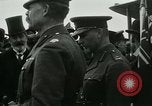 Standbild Allgemeine Jan Schmutzflecken Hendon London England, 1917, aus Sekunde 27 historischem Filmmaterial Videoclip 65675026028