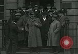 Standbild Gewerkschaftsführern London England Vereinigtes Königreich, 1919, aus Sekunde 19 historischem Filmmaterial Videoclip 65675026030