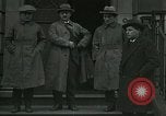 Standbild Gewerkschaftsführern London England Vereinigtes Königreich, 1919, aus Sekunde 28 historischem Filmmaterial Videoclip 65675026030