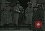 Standbild Gewerkschaftsführern London England Vereinigtes Königreich, 1919, aus Sekunde 30 historischem Filmmaterial Videoclip 65675026030