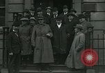 Standbild Gewerkschaftsführern London England Vereinigtes Königreich, 1919, aus Sekunde 39 historischem Filmmaterial Videoclip 65675026030
