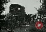 Standbild italienischen Kriegsgefangenen zUSAmmengestellt nach der Schlacht von Caporetto Italien, 1917, aus Sekunde 52 historischem Filmmaterial Videoclip 65675026032
