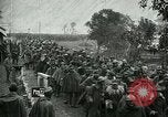 Image remise troupes italiennes après la bataille de Caporetto Italie, 1917, de la seconde 20 séquences d'archives historiques vidéo 65675026033