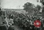 Image remise troupes italiennes après la bataille de Caporetto Italie, 1917, de la seconde 21 séquences d'archives historiques vidéo 65675026033
