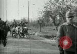 Image remise troupes italiennes après la bataille de Caporetto Italie, 1917, de la seconde 32 séquences d'archives historiques vidéo 65675026033