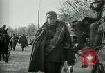 Image remise troupes italiennes après la bataille de Caporetto Italie, 1917, de la seconde 49 séquences d'archives historiques vidéo 65675026033