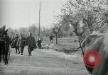 Image remise troupes italiennes après la bataille de Caporetto Italie, 1917, de la seconde 52 séquences d'archives historiques vidéo 65675026033