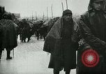 Standbild Österreicher voraus nach der Schlacht von Caporetto Italien, 1917, aus Sekunde 5 historischem Filmmaterial Videoclip 65675026035
