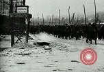 Standbild Österreicher voraus nach der Schlacht von Caporetto Italien, 1917, aus Sekunde 43 historischem Filmmaterial Videoclip 65675026035