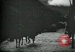 Standbild Nachwirkungen der Schlacht von Caporetto in Ersten Weltkrieg Italien, 1917, aus Sekunde 38 historischem Filmmaterial Videoclip 65675026036
