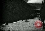 Standbild Nachwirkungen der Schlacht von Caporetto in Ersten Weltkrieg Italien, 1917, aus Sekunde 60 historischem Filmmaterial Videoclip 65675026036