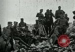 Immagine di Re Carlo IV (Imperatore Karl I) dell'Austria Ungheriaguardando le truppe Italia, 1917, secondo 38 filmato di repertorio 65675026037