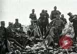 Immagine di Re Carlo IV (Imperatore Karl I) dell'Austria Ungheriaguardando le truppe Italia, 1917, secondo 40 filmato di repertorio 65675026037