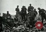 Immagine di Re Carlo IV (Imperatore Karl I) dell'Austria Ungheriaguardando le truppe Italia, 1917, secondo 42 filmato di repertorio 65675026037