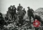 Immagine di Re Carlo IV (Imperatore Karl I) dell'Austria Ungheriaguardando le truppe Italia, 1917, secondo 48 filmato di repertorio 65675026037