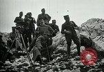 Immagine di Re Carlo IV (Imperatore Karl I) dell'Austria Ungheriaguardando le truppe Italia, 1917, secondo 49 filmato di repertorio 65675026037