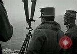 Immagine di Re Carlo IV (Imperatore Karl I) dell'Austria Ungheriaguardando le truppe Italia, 1917, secondo 56 filmato di repertorio 65675026037
