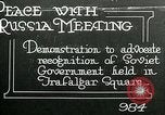 Standbild Rally am Trafalgar Square befürwortet die Anerkennung der sowjetischen Russland London England, 1920, aus Sekunde 1 historischem Filmmaterial Videoclip 65675026039