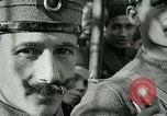 Image Mustafa Kemal Atatürk Pasha est fêté par la population Izmir Turquie, 1923, de la seconde 11 séquences d'archives historiques vidéo 65675026043