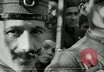 Image Mustafa Kemal Atatürk Pasha est fêté par la population Izmir Turquie, 1923, de la seconde 13 séquences d'archives historiques vidéo 65675026043