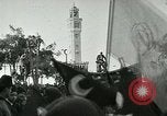 Image Mustafa Kemal Atatürk Pasha est fêté par la population Izmir Turquie, 1923, de la seconde 20 séquences d'archives historiques vidéo 65675026043