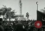 Image Mustafa Kemal Atatürk Pasha est fêté par la population Izmir Turquie, 1923, de la seconde 23 séquences d'archives historiques vidéo 65675026043
