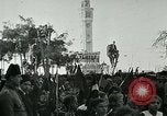 Image Mustafa Kemal Atatürk Pasha est fêté par la population Izmir Turquie, 1923, de la seconde 29 séquences d'archives historiques vidéo 65675026043