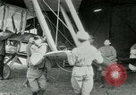Image les cadets de l'air russe former en Angleterre l'Angleterre, 1917, de la seconde 32 séquences d'archives historiques vidéo 65675026045
