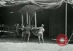 Image les cadets de l'air russe former en Angleterre l'Angleterre, 1917, de la seconde 41 séquences d'archives historiques vidéo 65675026045