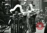 Immagine di Funzionari coloniale di arrivare a ricevere la libertà della città di Londra Londra Inghilterra Regno Unito, 1917, secondo 8 filmato di repertorio 65675026046