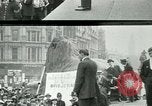 Standbild Britischen Kriegsveteranen zeigen London England Vereinigtes Königreich, 1919, aus Sekunde 4 historischem Filmmaterial Videoclip 65675026050