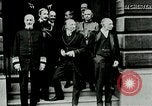 Immagine di Re Giorgio V visite ufficiali americani club Regno Unito, 1917, secondo 9 filmato di repertorio 65675026056