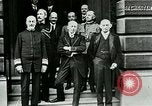 Immagine di Re Giorgio V visite ufficiali americani club Regno Unito, 1917, secondo 13 filmato di repertorio 65675026056
