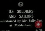 Immagine di Soldati americani off duty prima guerra mondiale di intrattenimento Maidenhead Inghilterra, 1918, secondo 3 filmato di repertorio 65675026057
