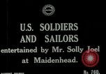 Immagine di Soldati americani off duty prima guerra mondiale di intrattenimento Maidenhead Inghilterra, 1918, secondo 4 filmato di repertorio 65675026057