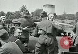 Immagine di Soldati americani off duty prima guerra mondiale di intrattenimento Maidenhead Inghilterra, 1918, secondo 20 filmato di repertorio 65675026057