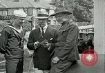 Immagine di Soldati americani off duty prima guerra mondiale di intrattenimento Maidenhead Inghilterra, 1918, secondo 26 filmato di repertorio 65675026057