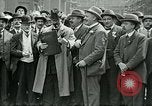 Standbild Gewerkschaft Konferenz London England Vereinigtes Königreich, 1917, aus Sekunde 16 historischem Filmmaterial Videoclip 65675026058