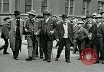 Standbild Gewerkschaft Konferenz London England Vereinigtes Königreich, 1917, aus Sekunde 31 historischem Filmmaterial Videoclip 65675026058