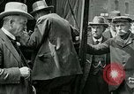 Standbild Gewerkschaft Konferenz London England Vereinigtes Königreich, 1917, aus Sekunde 38 historischem Filmmaterial Videoclip 65675026058