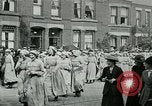 Standbild Frauen Arbeitnehmer London England Vereinigtes Königreich, 1918, aus Sekunde 10 historischem Filmmaterial Videoclip 65675026059