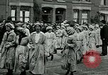 Standbild Frauen Arbeitnehmer London England Vereinigtes Königreich, 1918, aus Sekunde 12 historischem Filmmaterial Videoclip 65675026059
