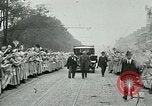 Standbild Frauen Arbeitnehmer London England Vereinigtes Königreich, 1918, aus Sekunde 36 historischem Filmmaterial Videoclip 65675026059