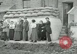 Standbild Ersten Weltkrieg era Luftschutzbunker London England Vereinigtes Königreich, 1918, aus Sekunde 42 historischem Filmmaterial Videoclip 65675026060