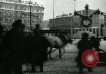 Image scènes dans Petrograd peu après la Révolution d'octobre soviétique Saint Petersburg Russie soviétique, 1917, de la seconde 11 séquences d'archives historiques vidéo 65675026082