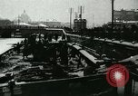 Image scènes dans Petrograd peu après la Révolution d'octobre soviétique Saint Petersburg Russie soviétique, 1917, de la seconde 16 séquences d'archives historiques vidéo 65675026082