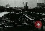 Image scènes dans Petrograd peu après la Révolution d'octobre soviétique Saint Petersburg Russie soviétique, 1917, de la seconde 18 séquences d'archives historiques vidéo 65675026082