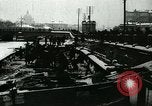 Image scènes dans Petrograd peu après la Révolution d'octobre soviétique Saint Petersburg Russie soviétique, 1917, de la seconde 20 séquences d'archives historiques vidéo 65675026082
