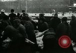 Image scènes dans Petrograd peu après la Révolution d'octobre soviétique Saint Petersburg Russie soviétique, 1917, de la seconde 59 séquences d'archives historiques vidéo 65675026082